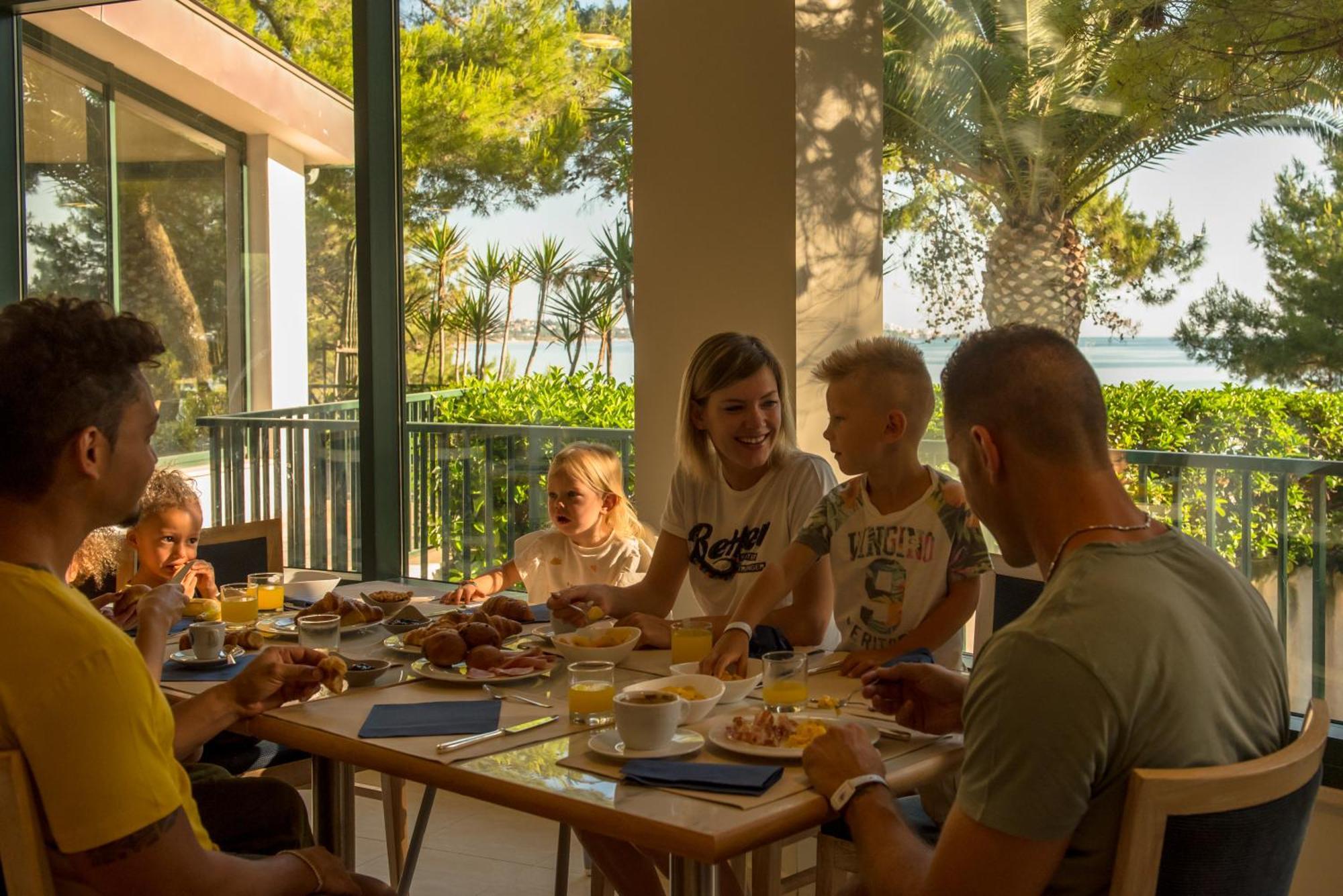 Gattarella Family Resort Puglia- Seaside Rooms And Suites With Premium Half-Board A La Carte Vieste Exterior photo